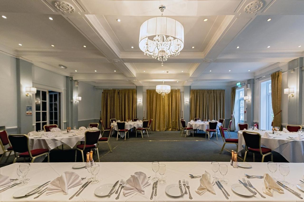 The Chequers Hotel Newbury  Exteriör bild