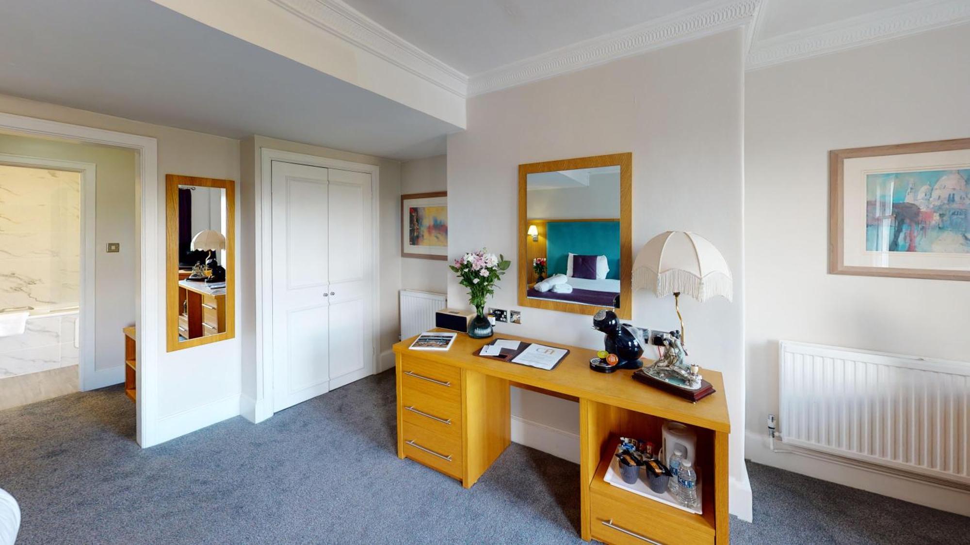 The Chequers Hotel Newbury  Exteriör bild