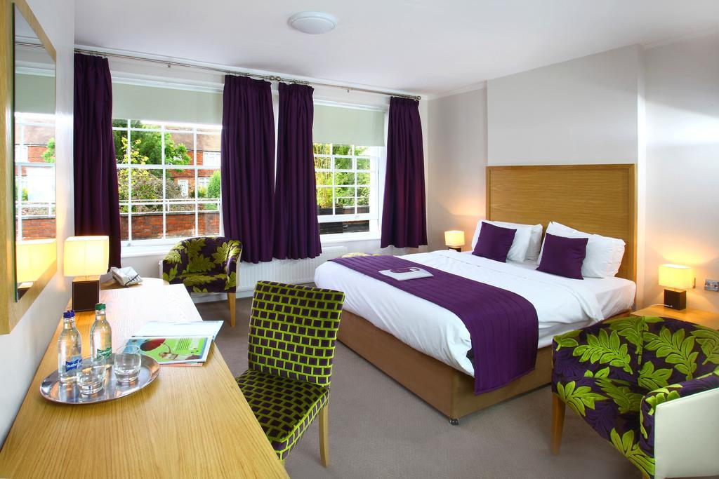The Chequers Hotel Newbury  Exteriör bild