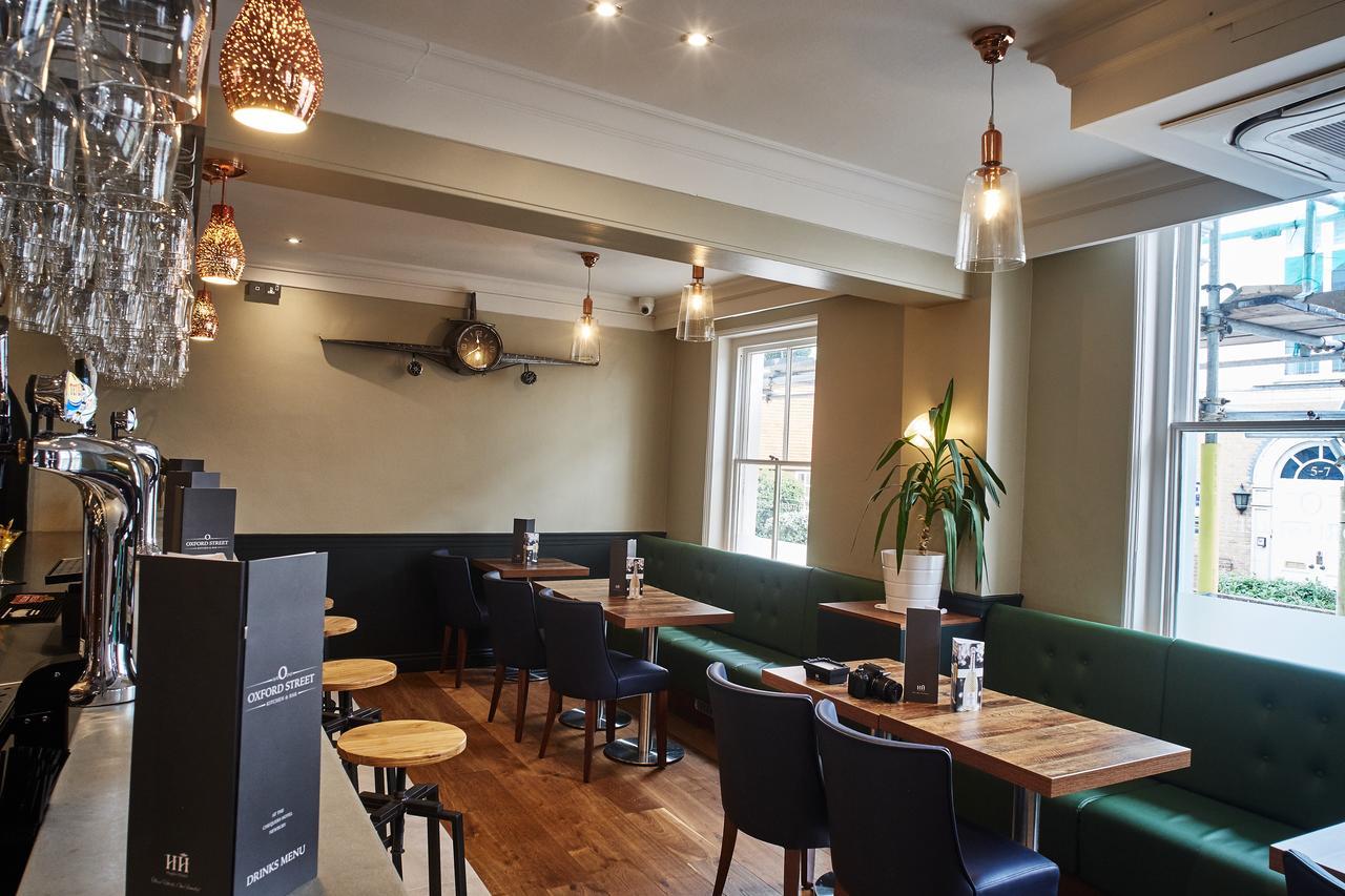 The Chequers Hotel Newbury  Exteriör bild